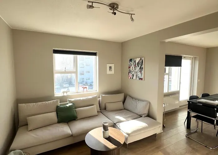 Comfy Flat In Kopavogur